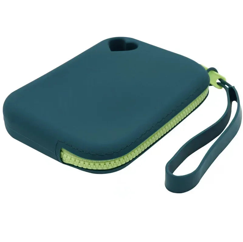 1PC Portable Silicone Dog Treat Pouch - Leak-Proof Training Bag for Travel & Outdoor Use
